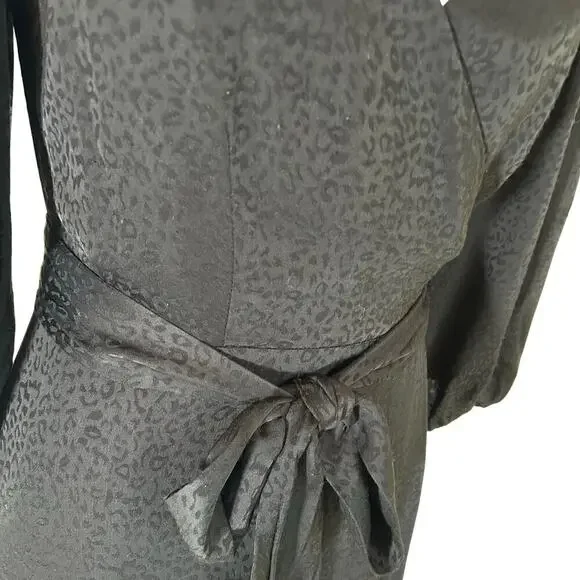 Good American Black Cheetah Print Wrap Dress Romantic Flirty Size 3 (L) - Picture 4 of 10
